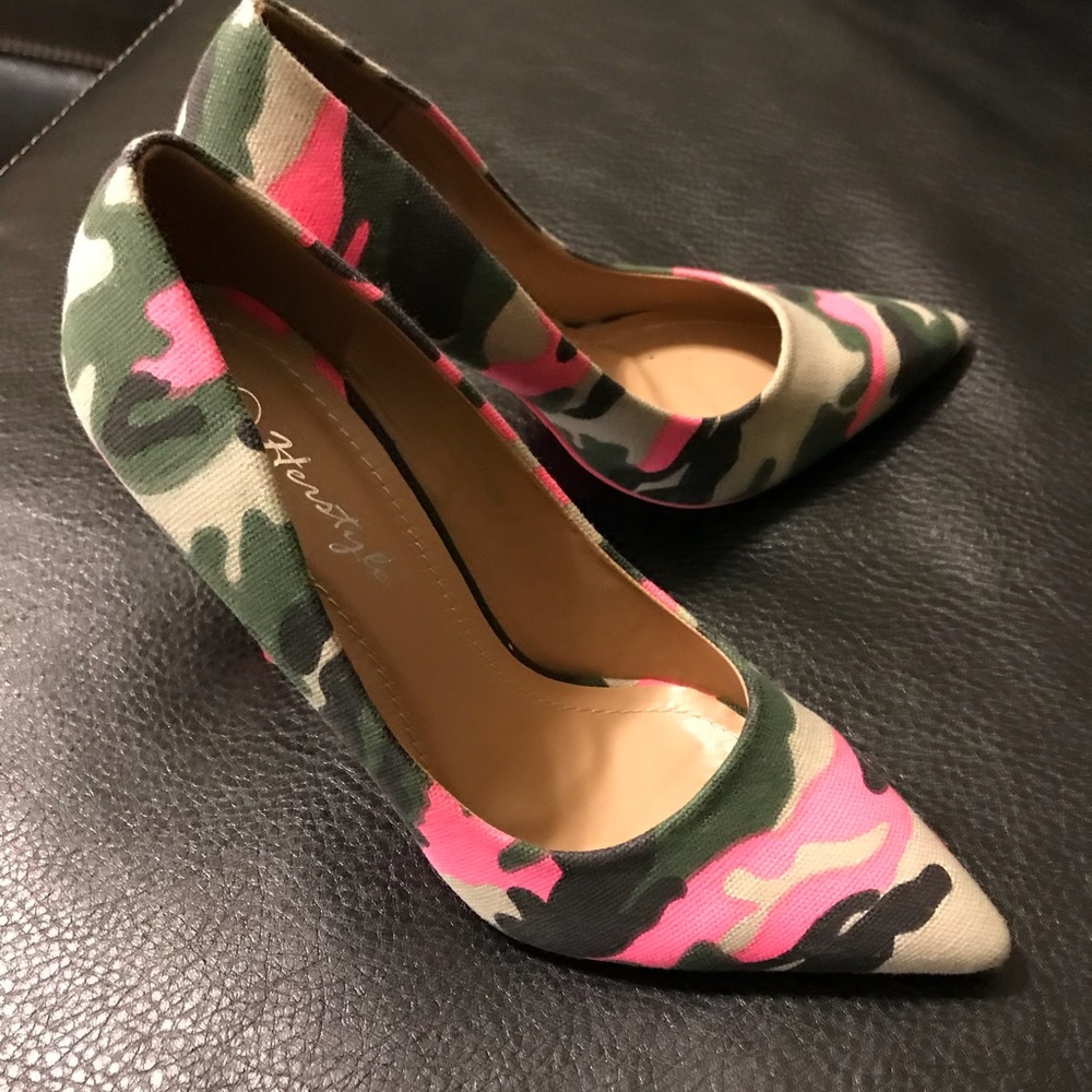 Beautiful Laurie fusha cami shoe